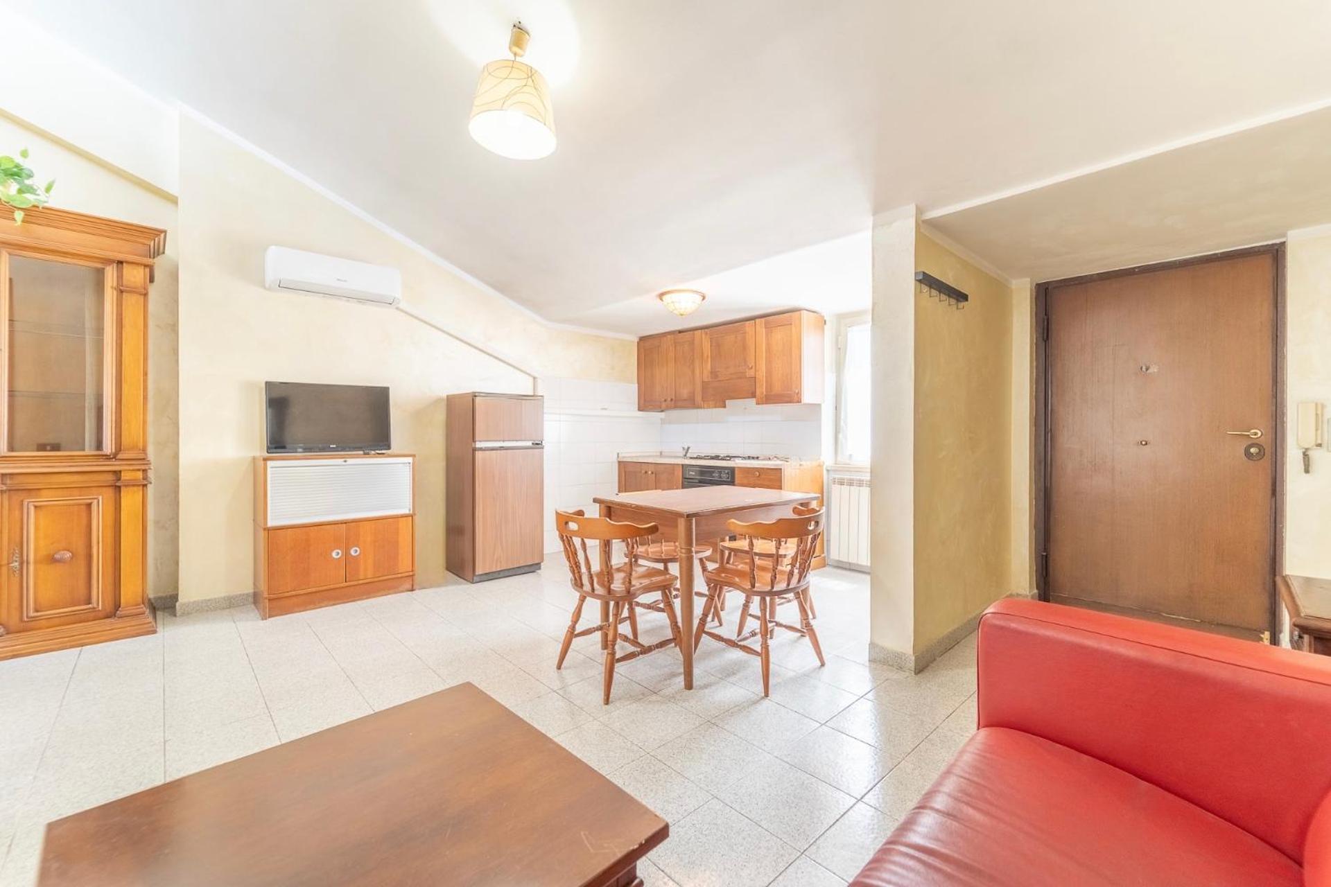 Residenza Anagnina * Rome